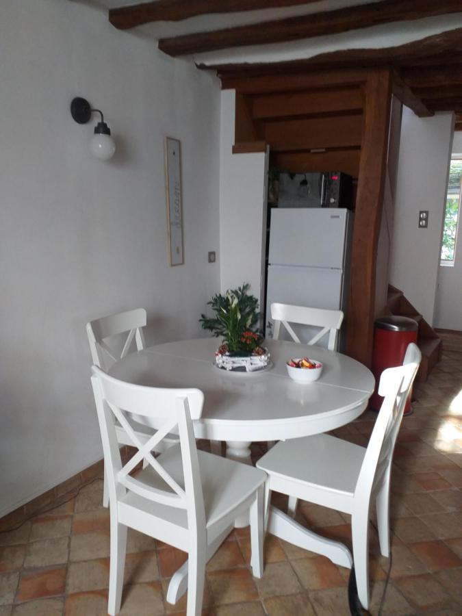 Belle Maison Au Coeur De Recloses ภายนอก รูปภาพ